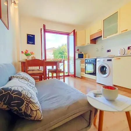 Apartment Cozy And Quiet Kercan With Free Bike Use *