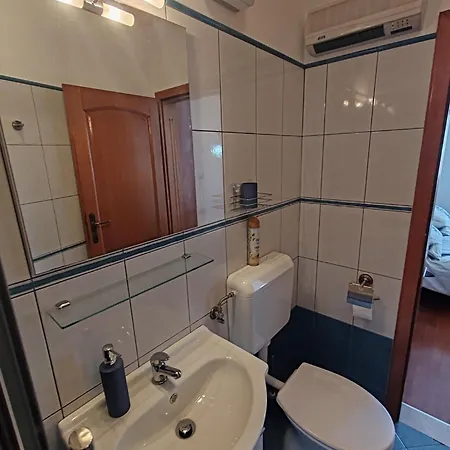 Apartment Cozy And Quiet Kercan With Free Bike Use