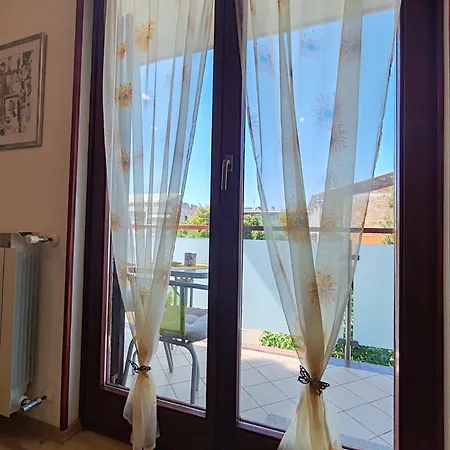 Apartment Cozy And Quiet Kercan With Free Bike Use